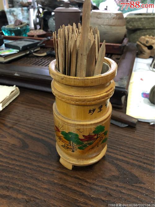 竹算命 算卦用的竹筒